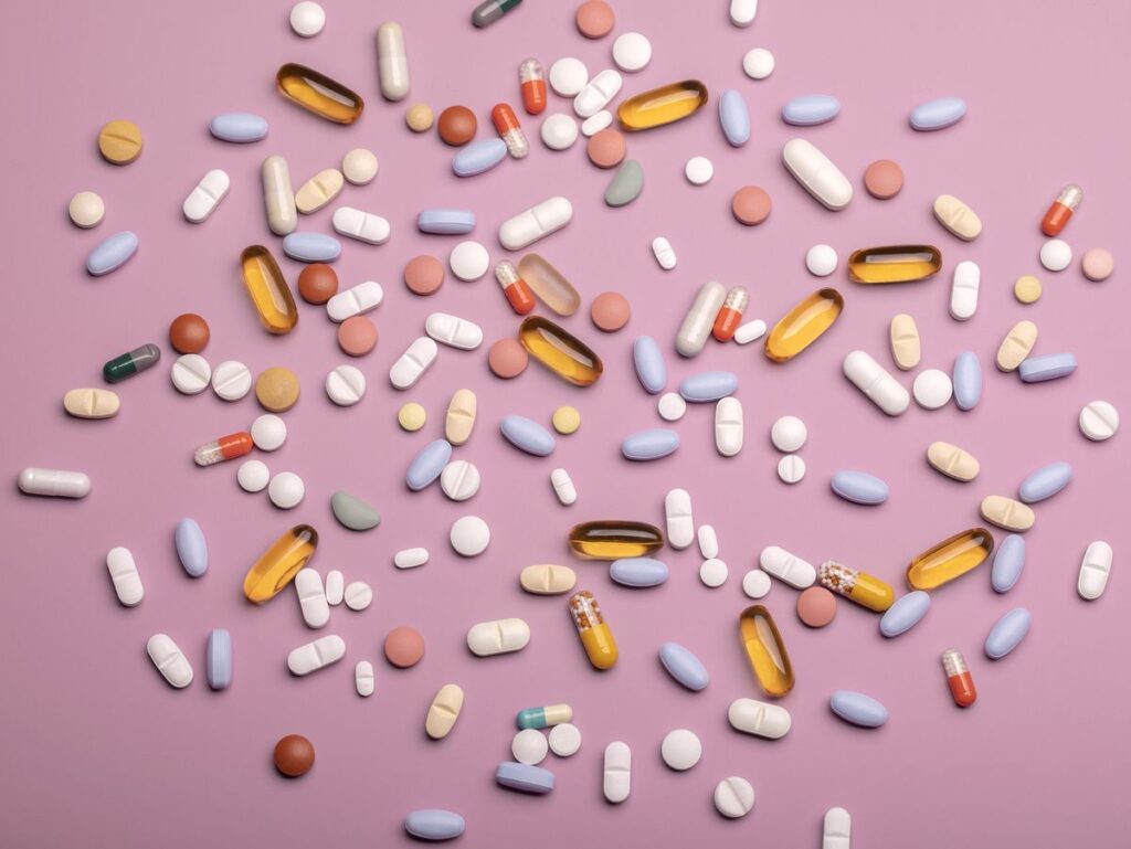 Debunking Dietary Supplements: The Truth About Weight Loss Debunking Dietary Supplements: The Truth About Weight Loss